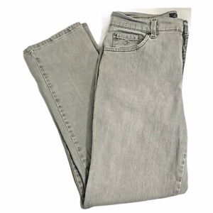 Gloria Vanderbilt Amanda Straight Leg Jeans 8